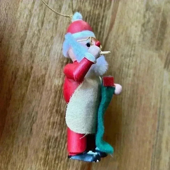 Vintage Wooden Santa Claus ornaments set of 2 - Picture 3 of 8